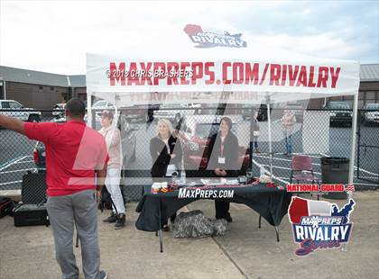 Thumbnail 2 in Niceville vs. Crestview (2017 MaxPreps Rivalry Series) photogallery.