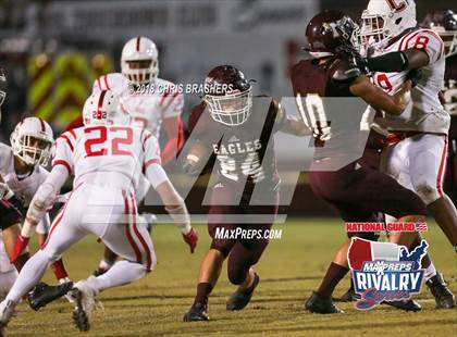 Thumbnail 2 in Niceville vs. Crestview (2017 MaxPreps Rivalry Series) photogallery.