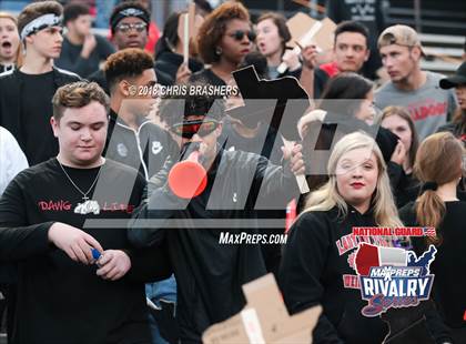 Thumbnail 3 in Niceville vs. Crestview (2017 MaxPreps Rivalry Series) photogallery.