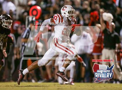 Thumbnail 3 in Niceville vs. Crestview (2017 MaxPreps Rivalry Series) photogallery.