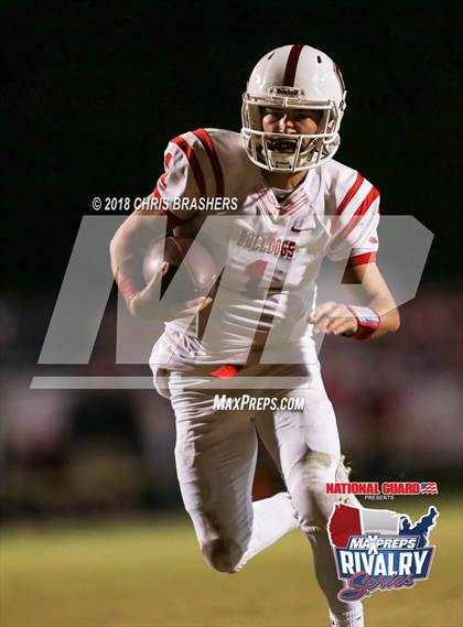 Thumbnail 1 in Niceville vs. Crestview (2017 MaxPreps Rivalry Series) photogallery.