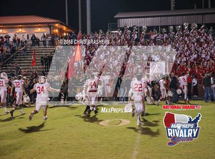 Thumbnail 2 in Niceville vs. Crestview (2017 MaxPreps Rivalry Series) photogallery.