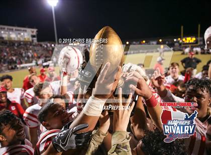 Thumbnail 3 in Niceville vs. Crestview (2017 MaxPreps Rivalry Series) photogallery.