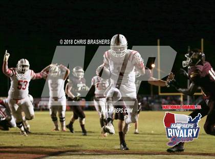 Thumbnail 3 in Niceville vs. Crestview (2017 MaxPreps Rivalry Series) photogallery.