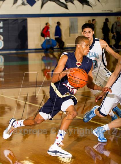 Thumbnail 1 in Sam Rayburn vs. Klein Collins (McDonald's Texas Invitational) photogallery.