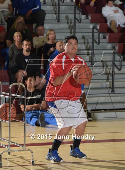 Thumbnail 1 in Three Point Contest (MaxPreps Holiday Classic) photogallery.