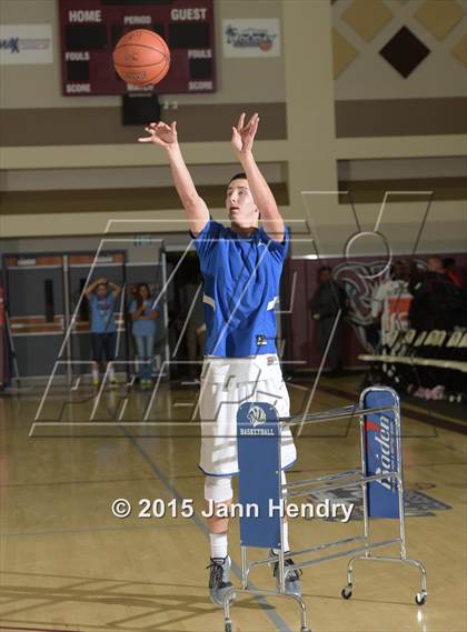 Thumbnail 3 in Three Point Contest (MaxPreps Holiday Classic) photogallery.