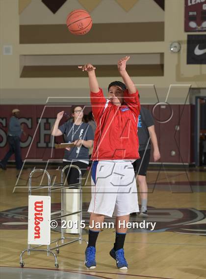 Thumbnail 3 in Three Point Contest (MaxPreps Holiday Classic) photogallery.
