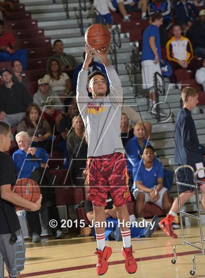 Thumbnail 1 in Three Point Contest (MaxPreps Holiday Classic) photogallery.