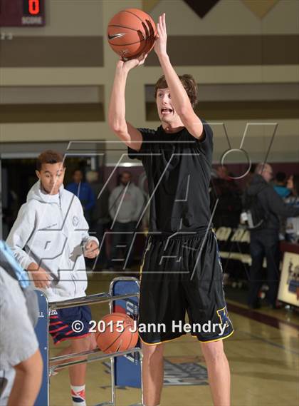 Thumbnail 1 in Three Point Contest (MaxPreps Holiday Classic) photogallery.