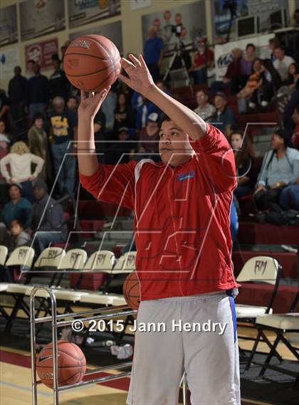 Thumbnail 3 in Three Point Contest (MaxPreps Holiday Classic) photogallery.