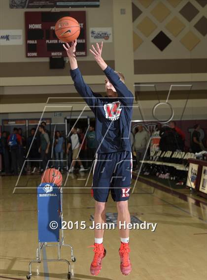 Thumbnail 2 in Three Point Contest (MaxPreps Holiday Classic) photogallery.