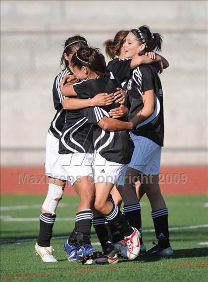 Thumbnail 2 in San Jacinto vs. Desert Christian (CIF SS D6 Final) photogallery.