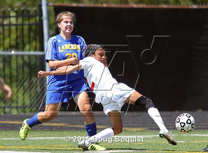 Thumbnail 3 in Lima Senior vs. Lincolnview photogallery.