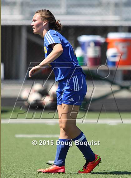 Thumbnail 2 in Lima Senior vs. Lincolnview photogallery.