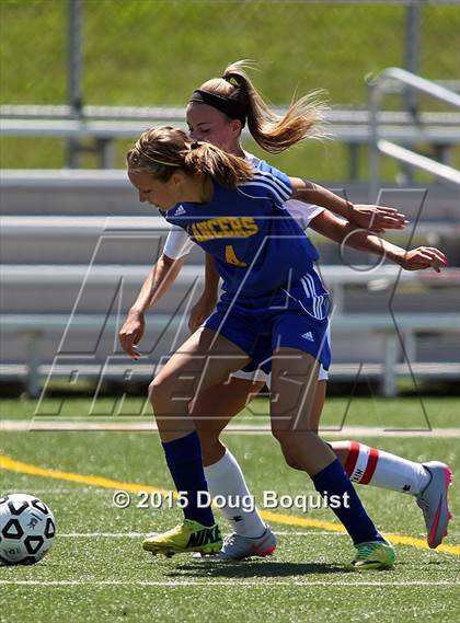 Thumbnail 3 in Lima Senior vs. Lincolnview photogallery.