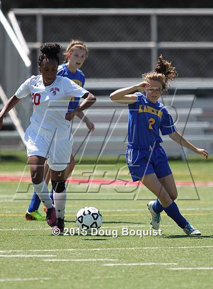 Thumbnail 3 in Lima Senior vs. Lincolnview photogallery.