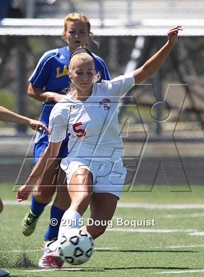 Thumbnail 1 in Lima Senior vs. Lincolnview photogallery.