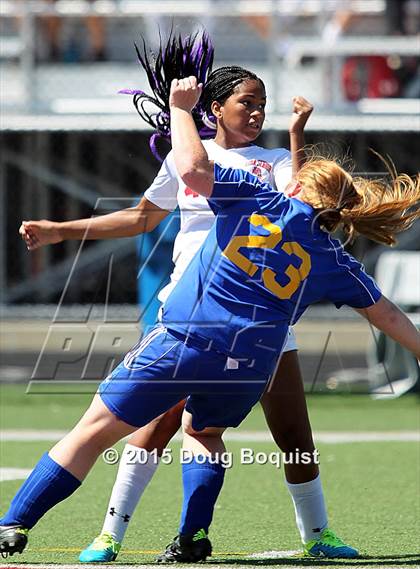 Thumbnail 2 in Lima Senior vs. Lincolnview photogallery.