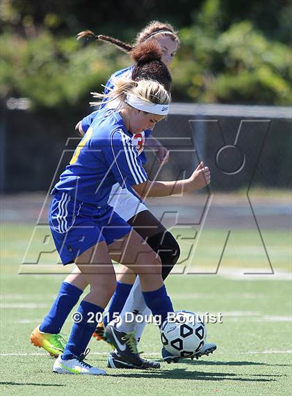 Thumbnail 2 in Lima Senior vs. Lincolnview photogallery.