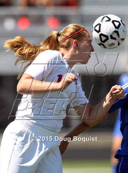 Thumbnail 2 in Lima Senior vs. Lincolnview photogallery.