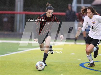 Thumbnail 3 in Unioto vs. Marietta (OHSAA D2 District Final) photogallery.