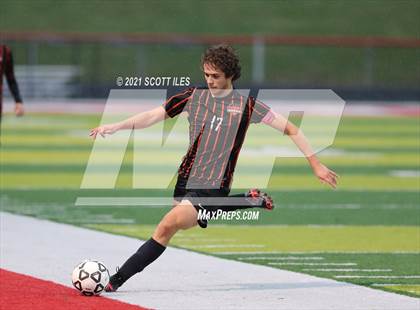 Thumbnail 1 in Unioto vs. Marietta (OHSAA D2 District Final) photogallery.