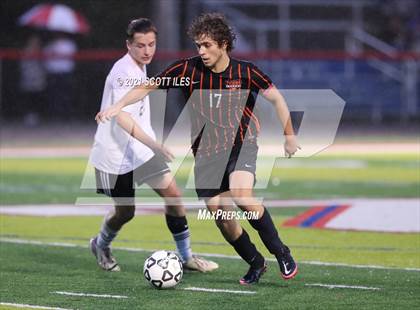 Thumbnail 2 in Unioto vs. Marietta (OHSAA D2 District Final) photogallery.