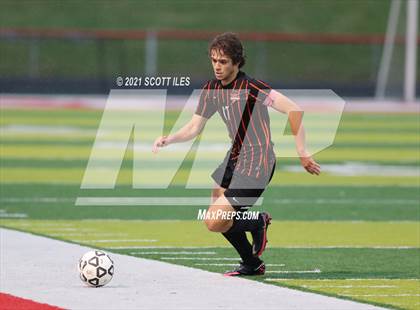 Thumbnail 2 in Unioto vs. Marietta (OHSAA D2 District Final) photogallery.