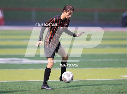 Thumbnail 3 in Unioto vs. Marietta (OHSAA D2 District Final) photogallery.