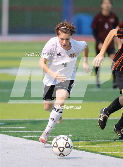 Thumbnail 3 in Unioto vs. Marietta (OHSAA D2 District Final) photogallery.