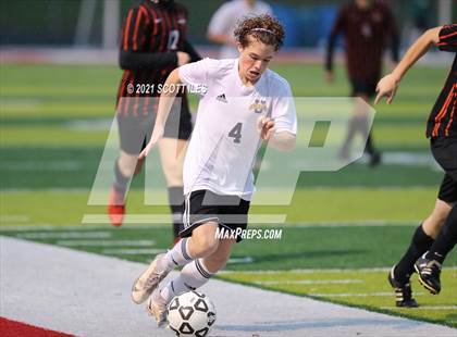 Thumbnail 3 in Unioto vs. Marietta (OHSAA D2 District Final) photogallery.