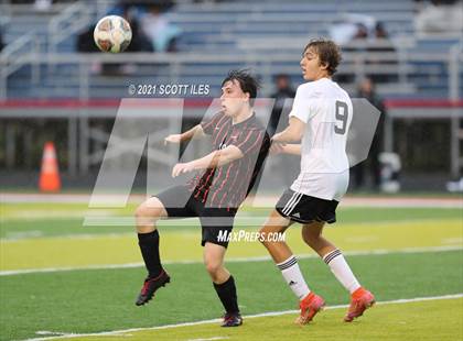 Thumbnail 1 in Unioto vs. Marietta (OHSAA D2 District Final) photogallery.