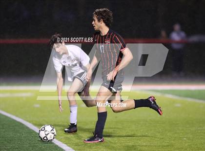 Thumbnail 1 in Unioto vs. Marietta (OHSAA D2 District Final) photogallery.