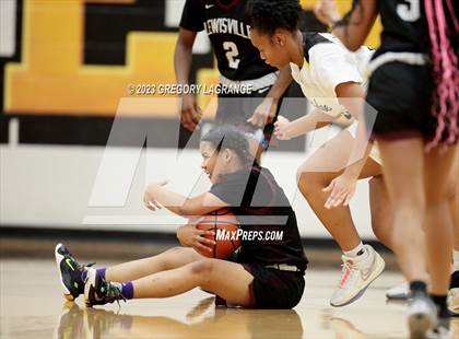 Thumbnail 2 in Lewisville vs Fossil Ridge photogallery.