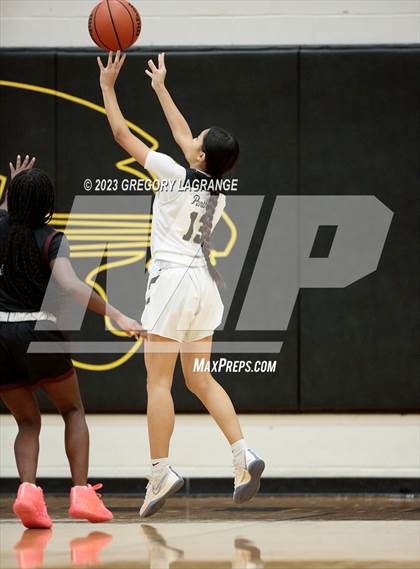 Thumbnail 2 in Lewisville vs Fossil Ridge photogallery.