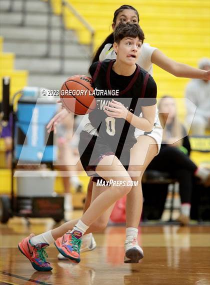 Thumbnail 2 in Lewisville vs Fossil Ridge photogallery.