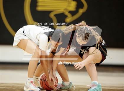 Thumbnail 2 in Lewisville vs Fossil Ridge photogallery.