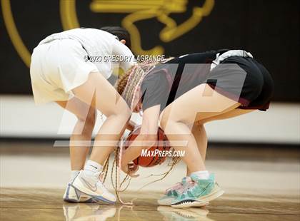 Thumbnail 1 in Lewisville vs Fossil Ridge photogallery.