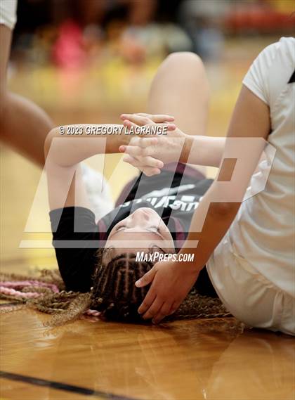 Thumbnail 3 in Lewisville vs Fossil Ridge photogallery.