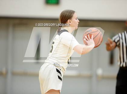 Thumbnail 2 in Lewisville vs Fossil Ridge photogallery.