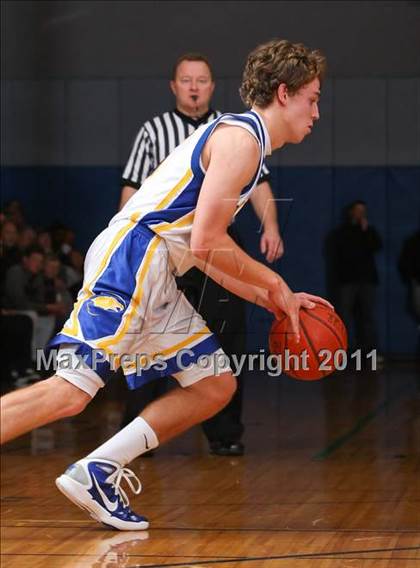 Thumbnail 1 in Greece Athena vs. Irondequoit photogallery.