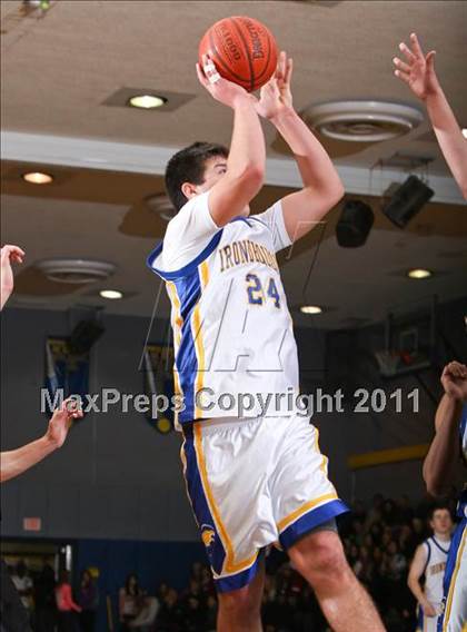 Thumbnail 3 in Greece Athena vs. Irondequoit photogallery.