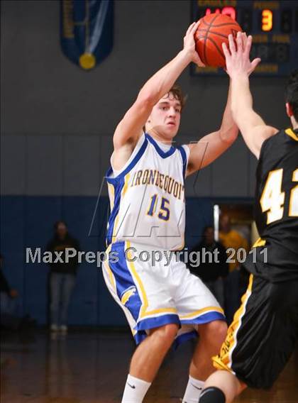 Thumbnail 3 in Greece Athena vs. Irondequoit photogallery.