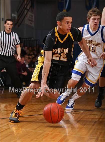 Thumbnail 1 in Greece Athena vs. Irondequoit photogallery.