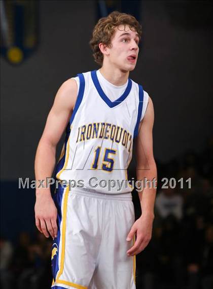 Thumbnail 3 in Greece Athena vs. Irondequoit photogallery.