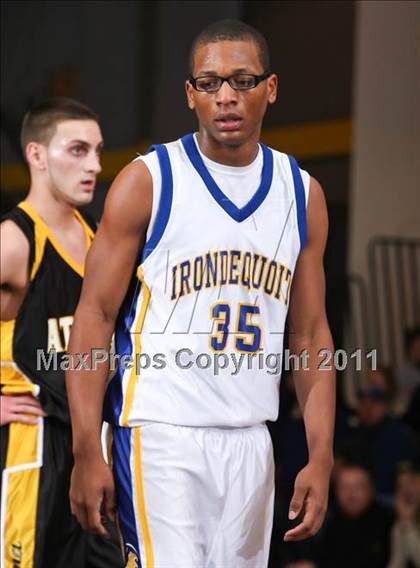 Thumbnail 1 in Greece Athena vs. Irondequoit photogallery.