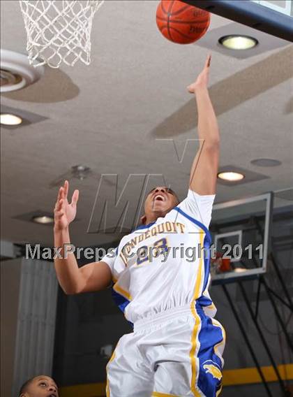 Thumbnail 1 in Greece Athena vs. Irondequoit photogallery.
