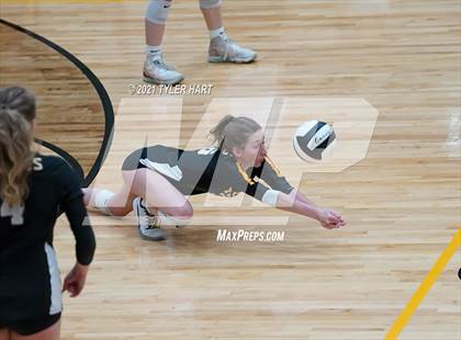 Thumbnail 1 in Hamilton Southeastern @ Avon photogallery.