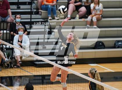 Thumbnail 1 in Hamilton Southeastern @ Avon photogallery.